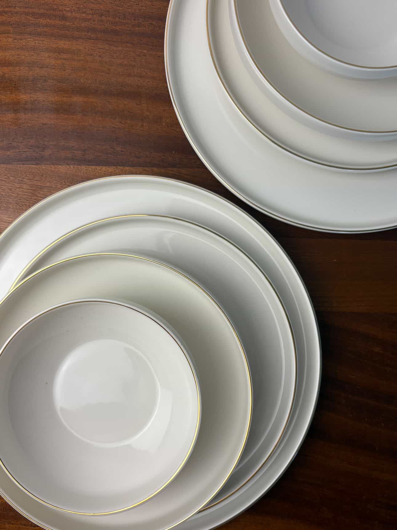 Service blanc en porcelaine ; FANGQI