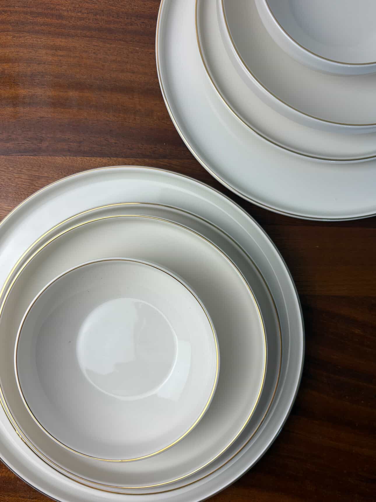 Service blanc en porcelaine ; FANGQI