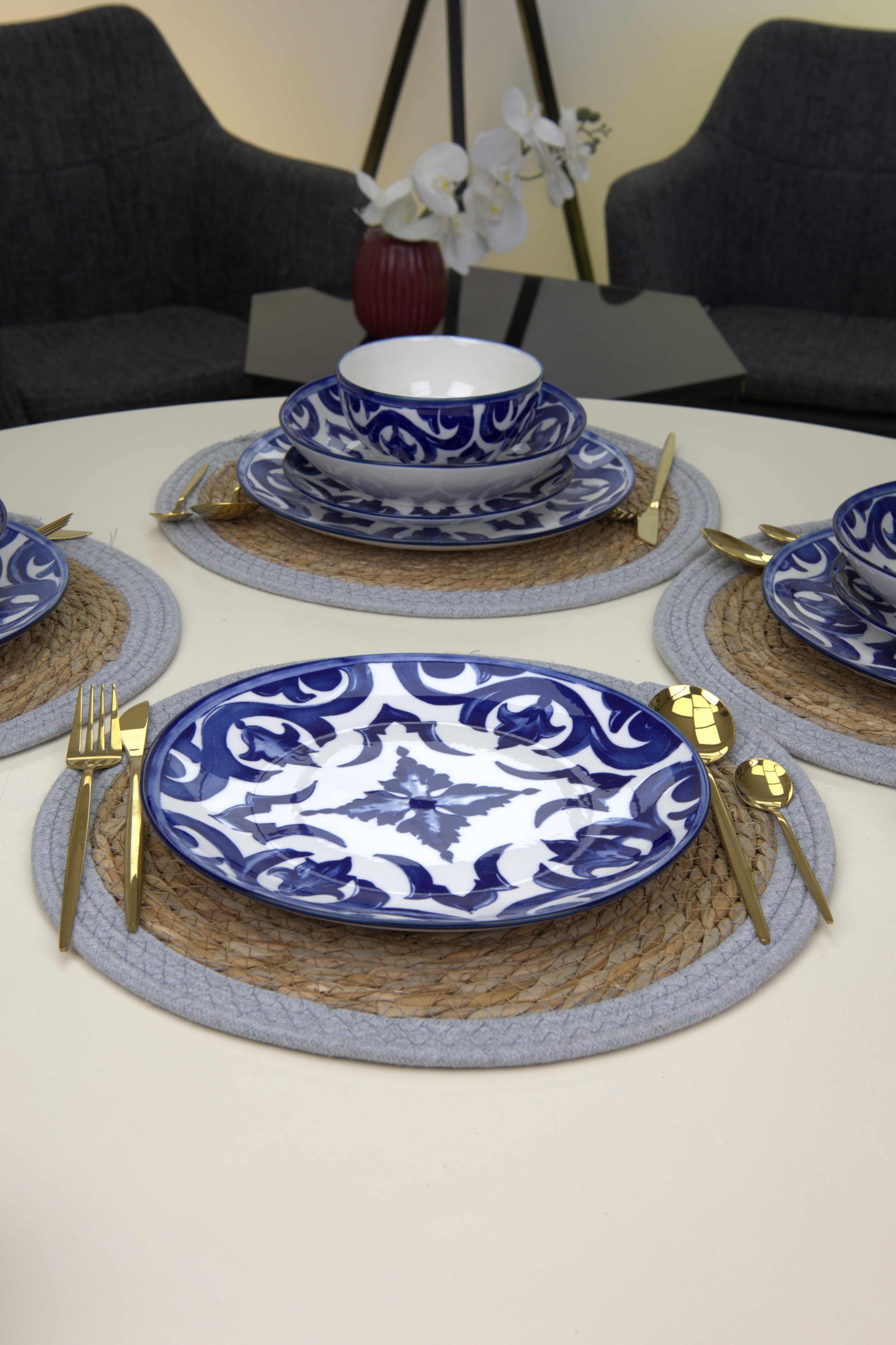 ✨ Service de table premium – 18 pièces ✨Collection Bleu Majorelle💙