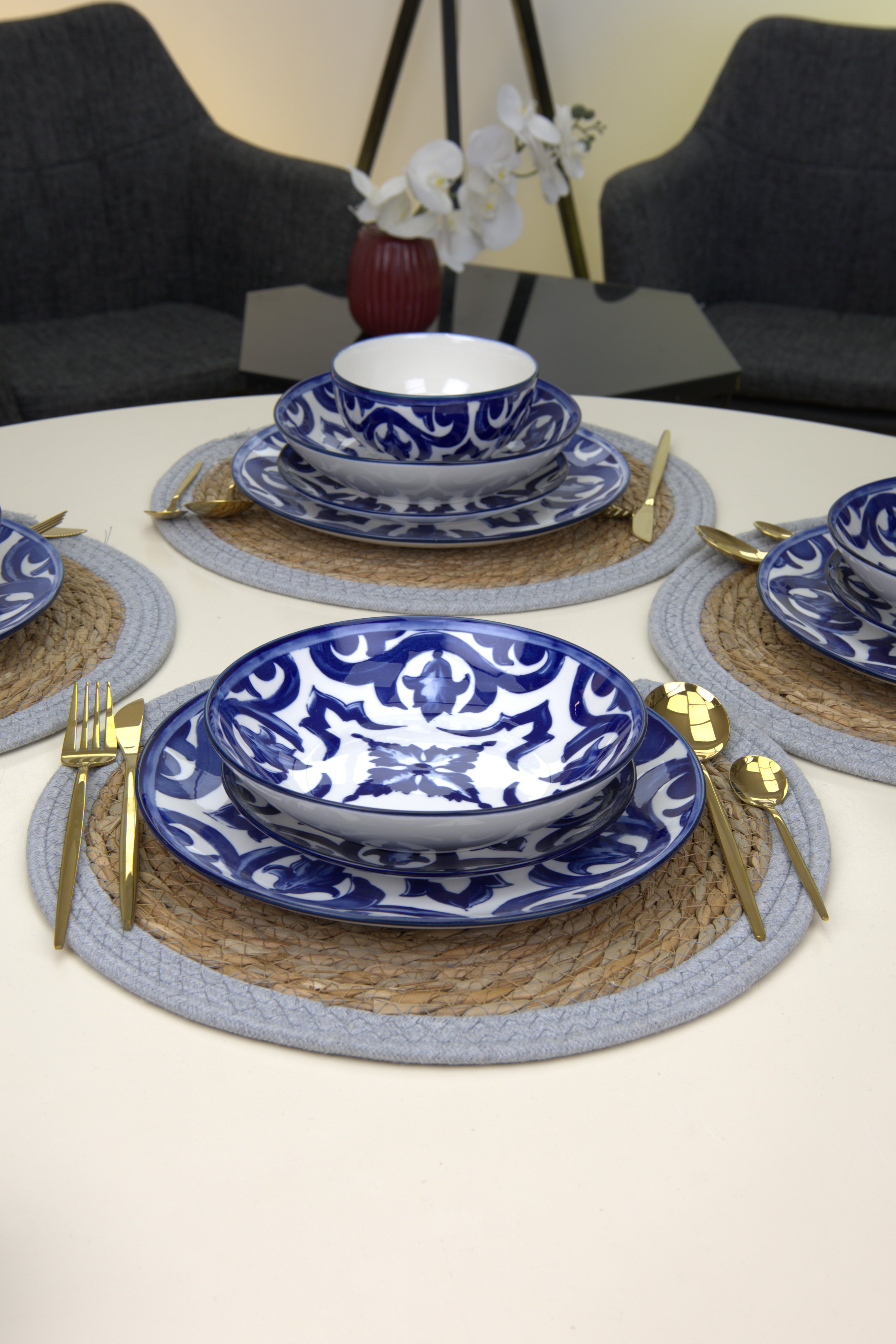 ✨ Service de table premium – 18 pièces ✨Collection Bleu Majorelle💙