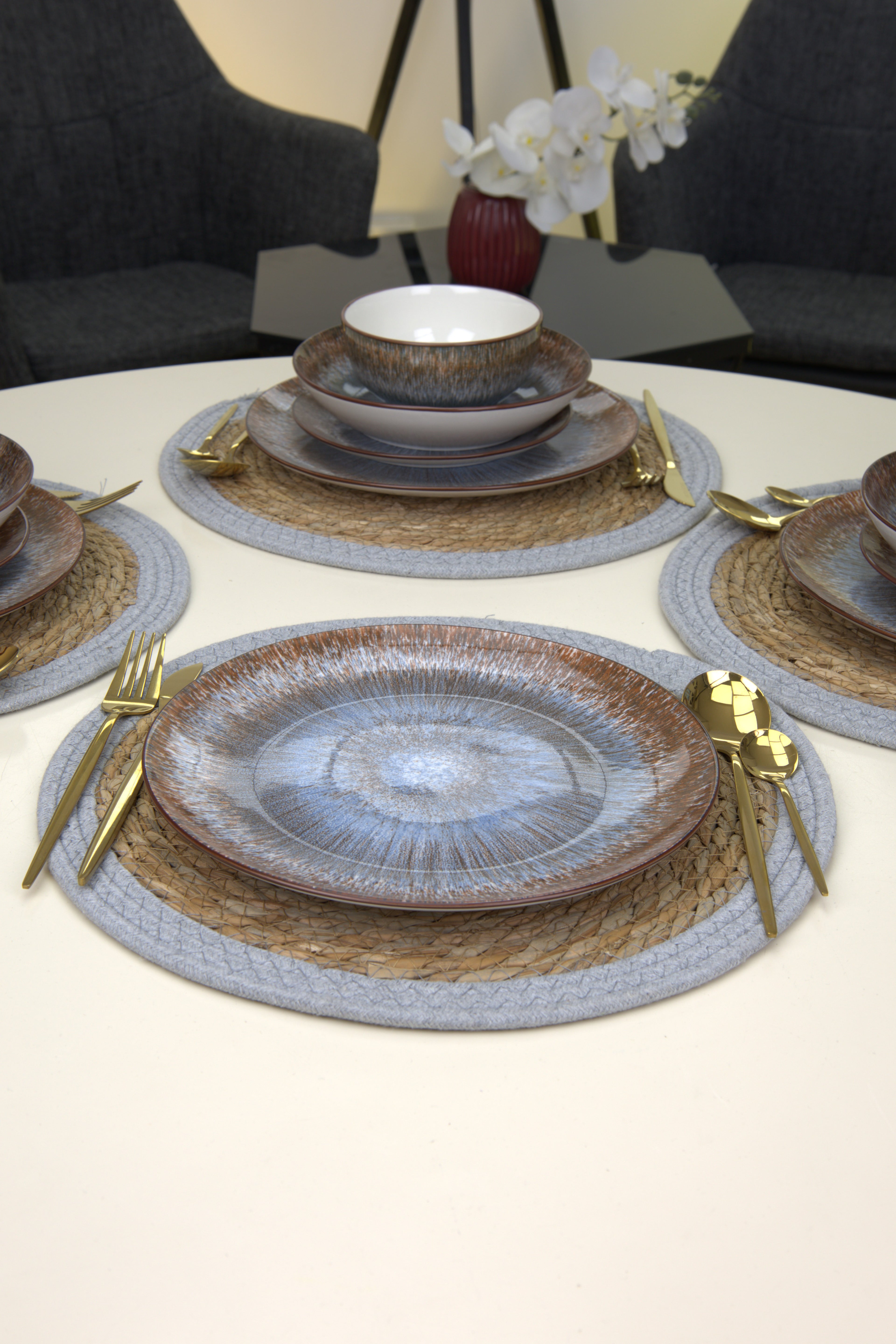 ✨ Service de table premium – 24 pièces ✨ Collection Éclipse – Brun Glacier