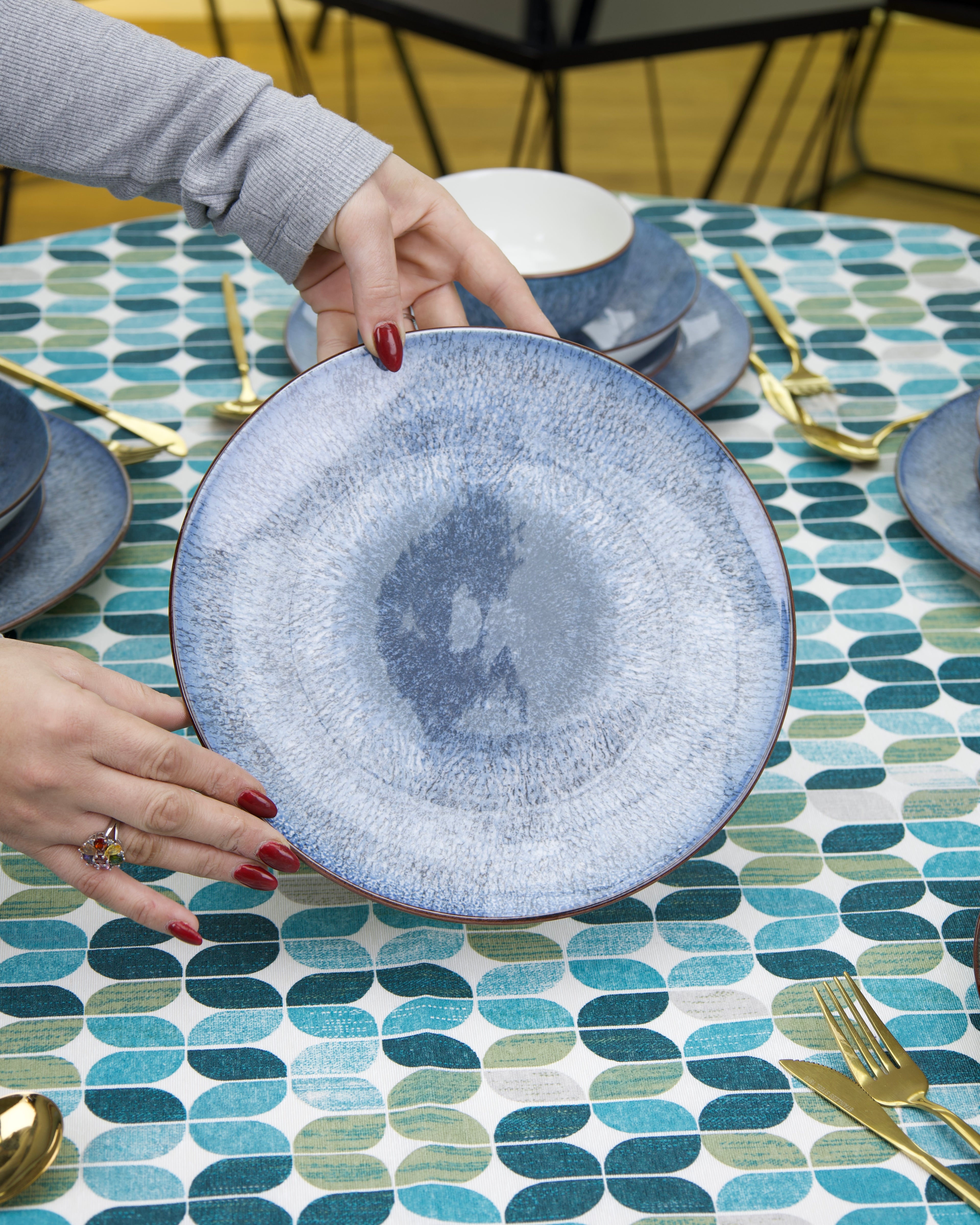 🔹 Service en Céramique Bleu – 24 Pièce