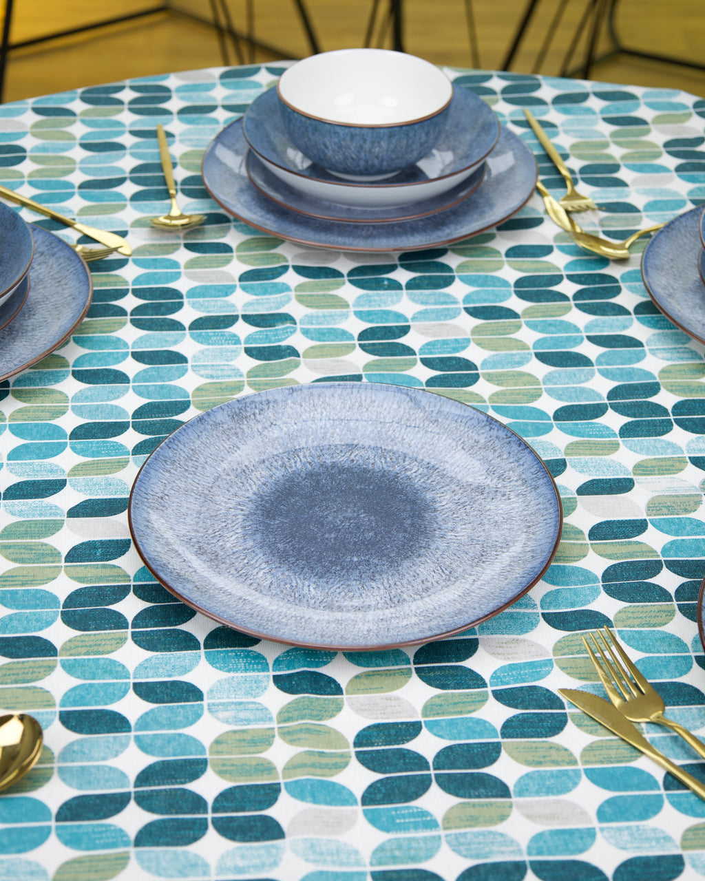 🔹 Service en Céramique Bleu – 24 Pièce