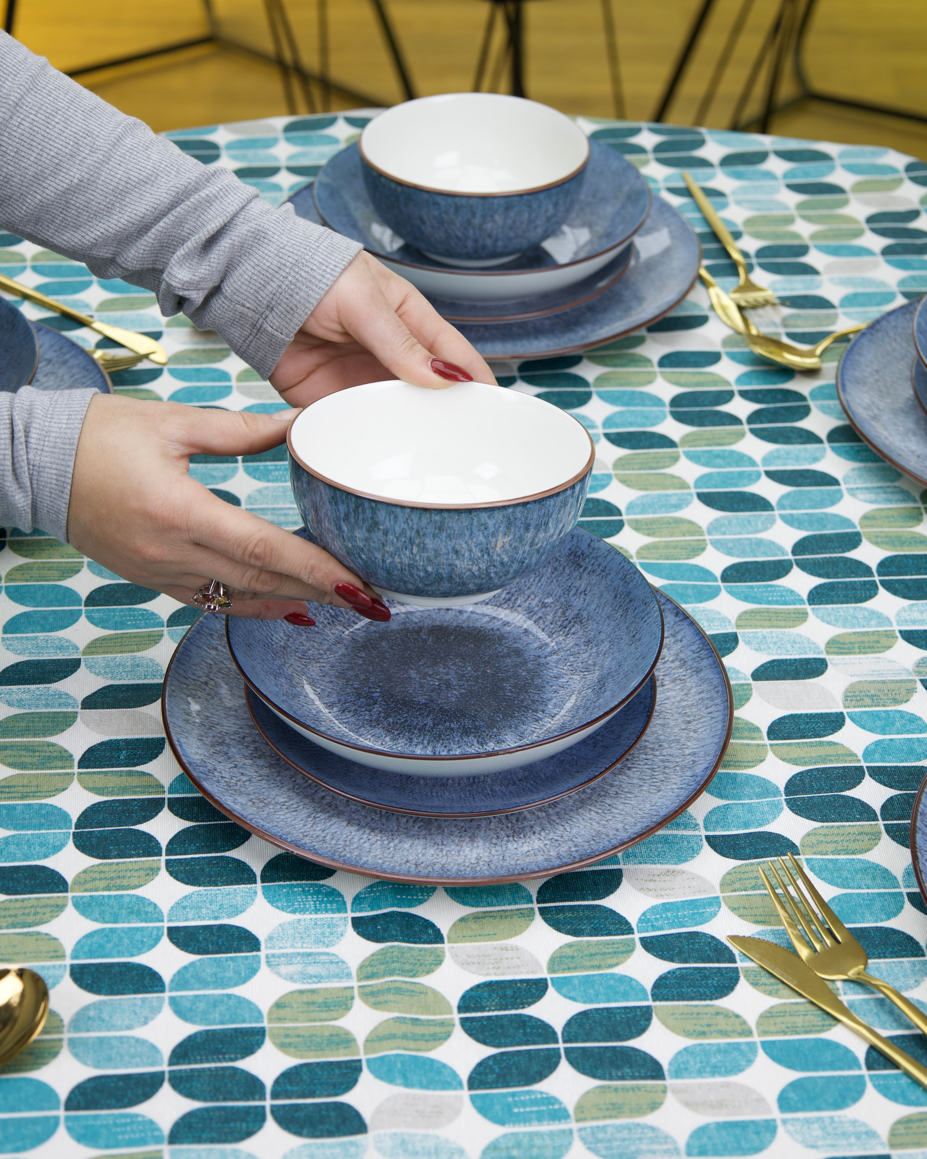 🔹 Service en Céramique Bleu – 24 Pièce