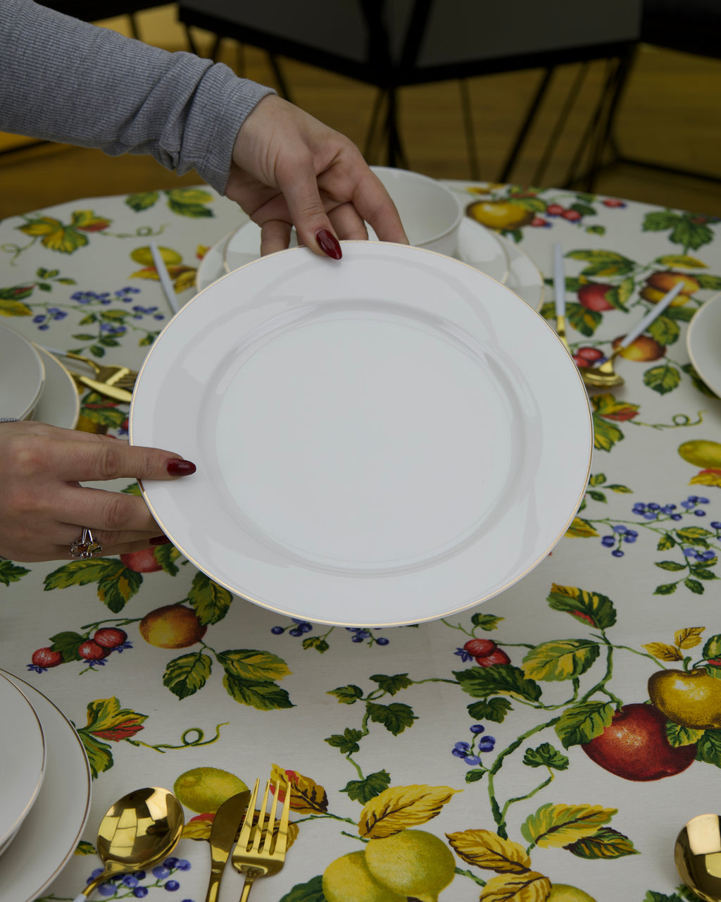 Service en Céramique Blanc – 24 Pièces