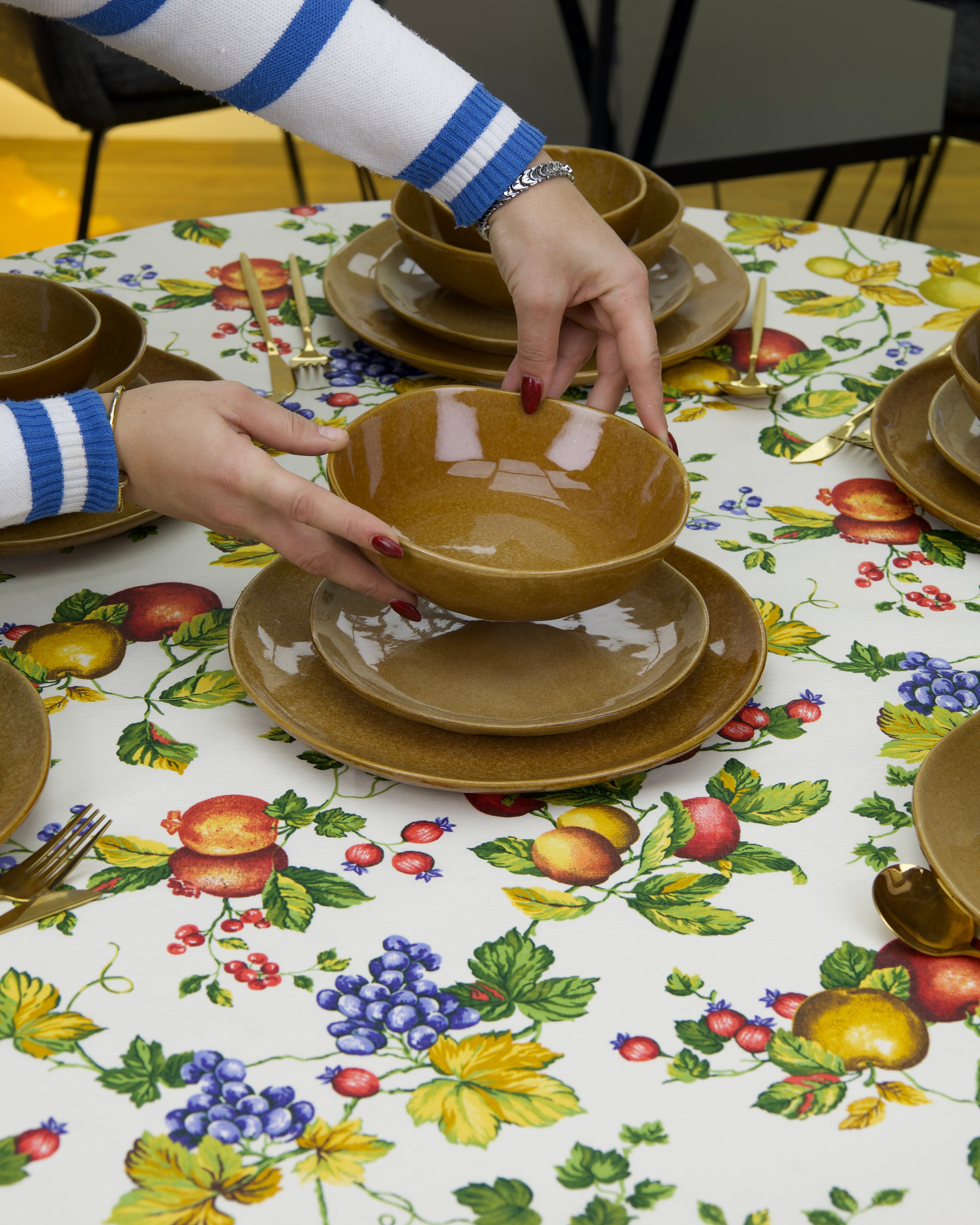 Service en Céramique Marron doré  – 24 Pièces