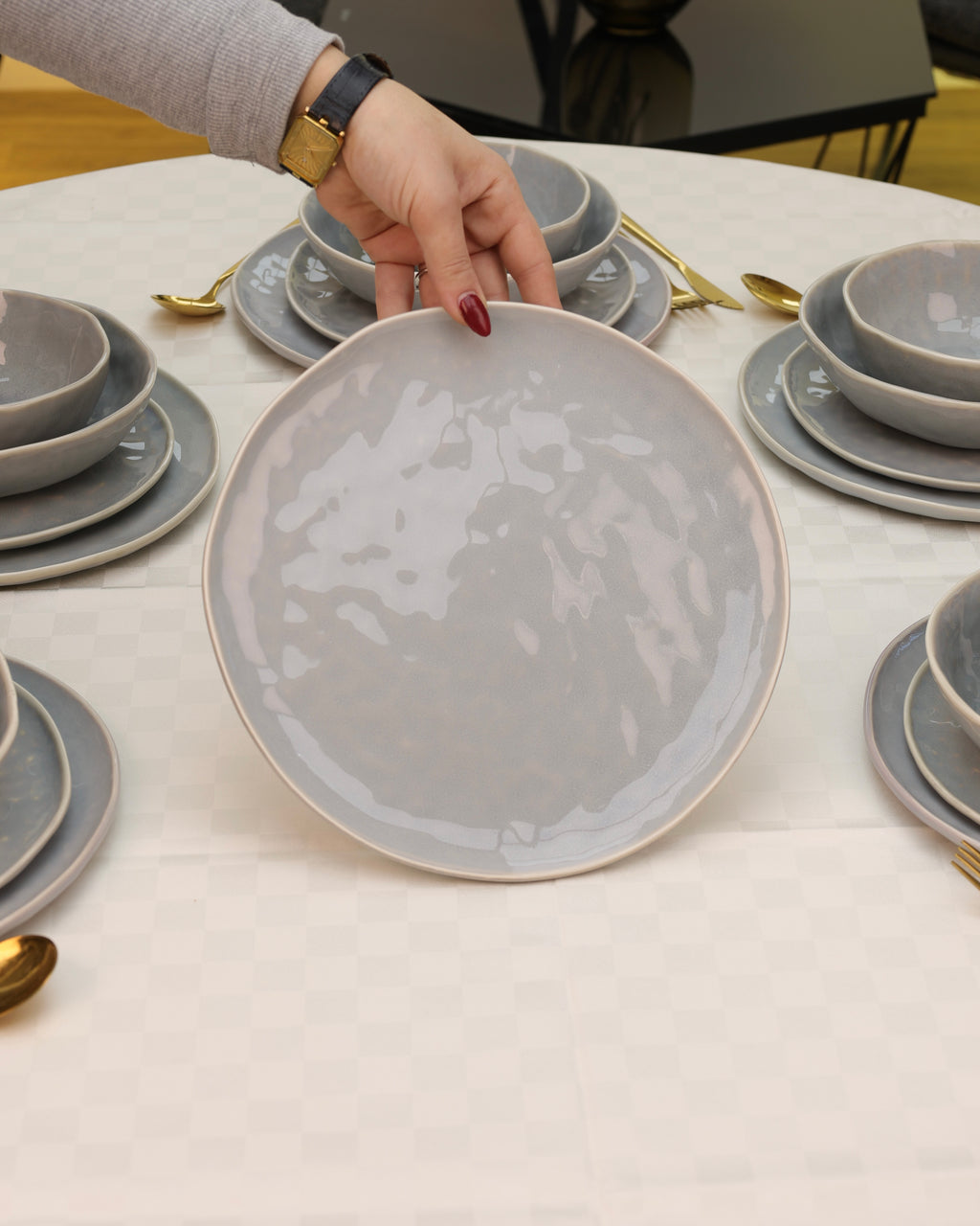 Service en Céramique Gris Doux – 24 Pièces