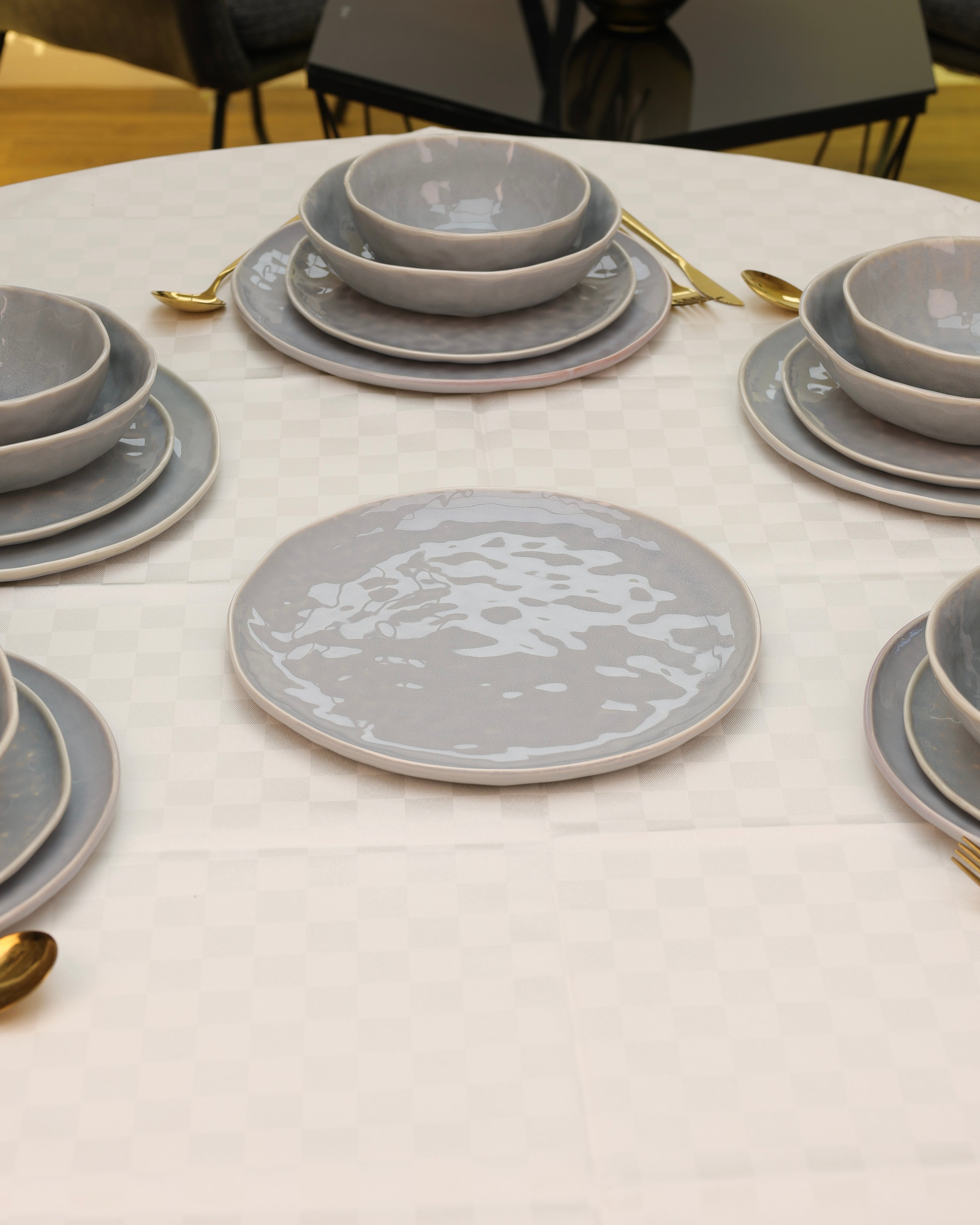 Service en Céramique Gris Doux – 24 Pièces