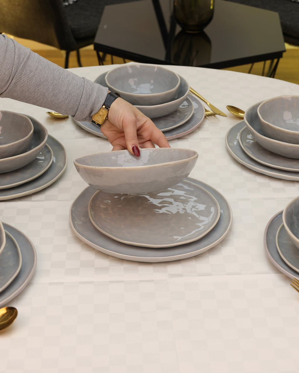 Service en Céramique Gris Doux – 24 Pièces