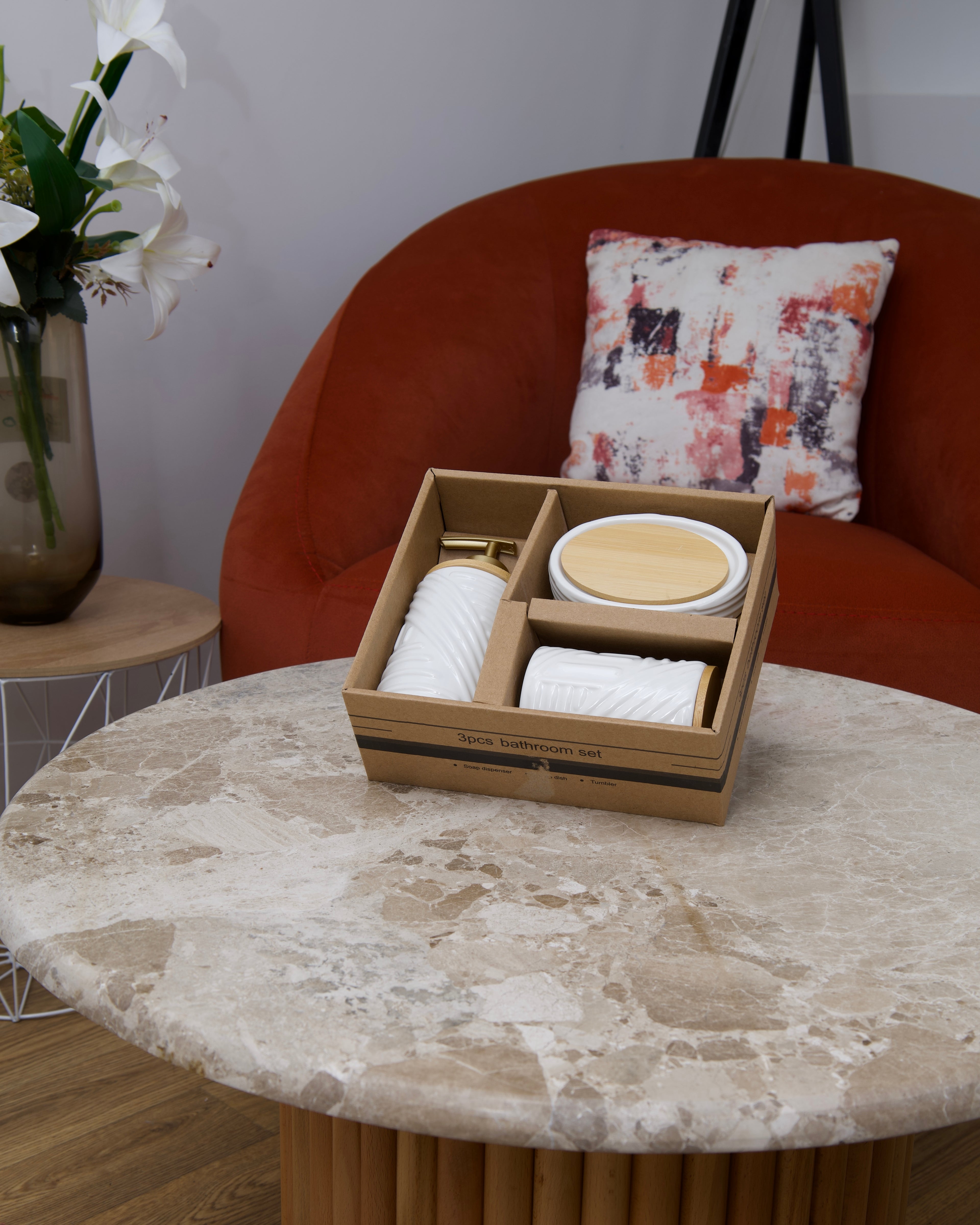 Set de salle de bain en céramique