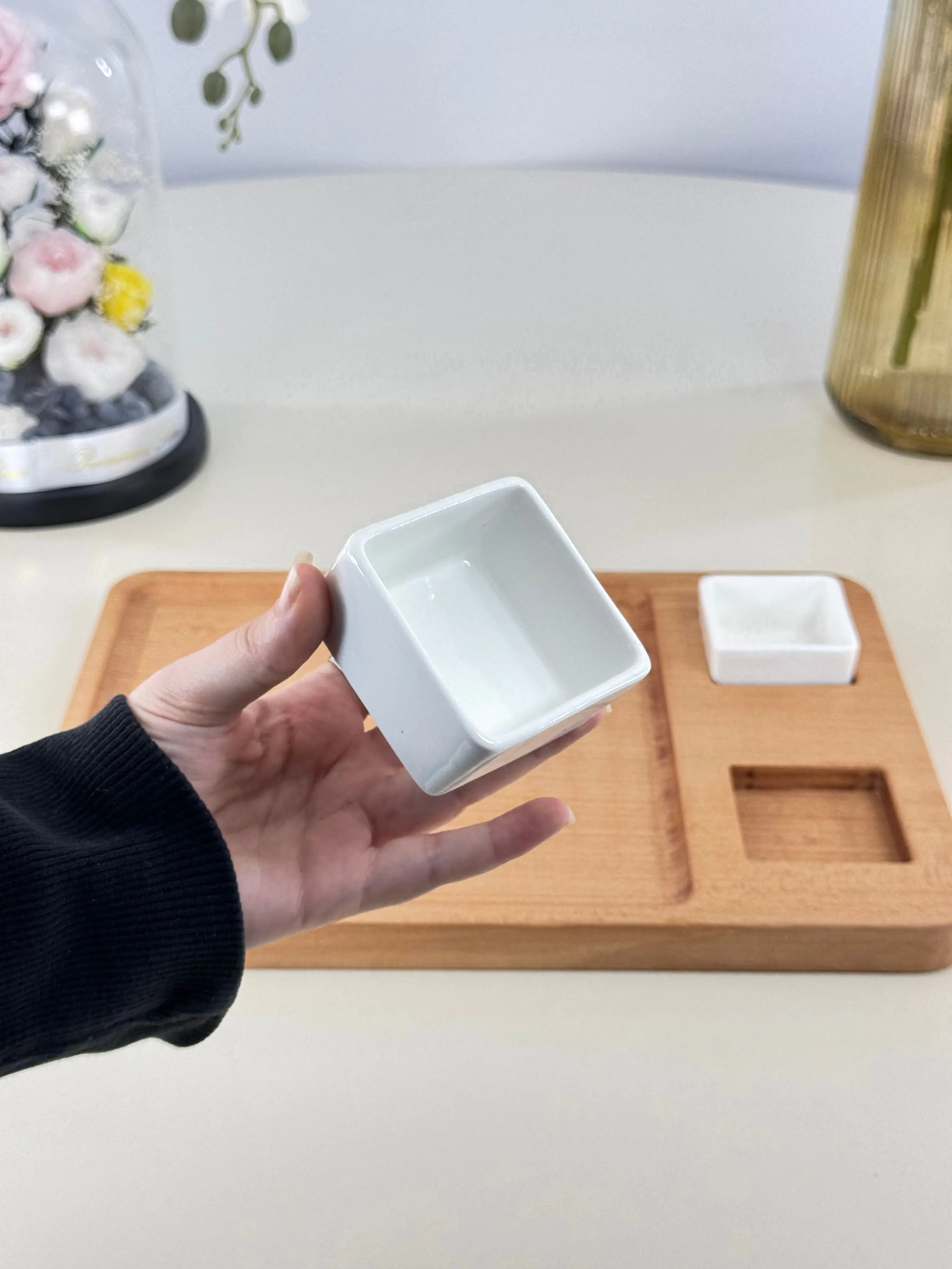 Plateau en bois avec 2 ramequins Bol brillant