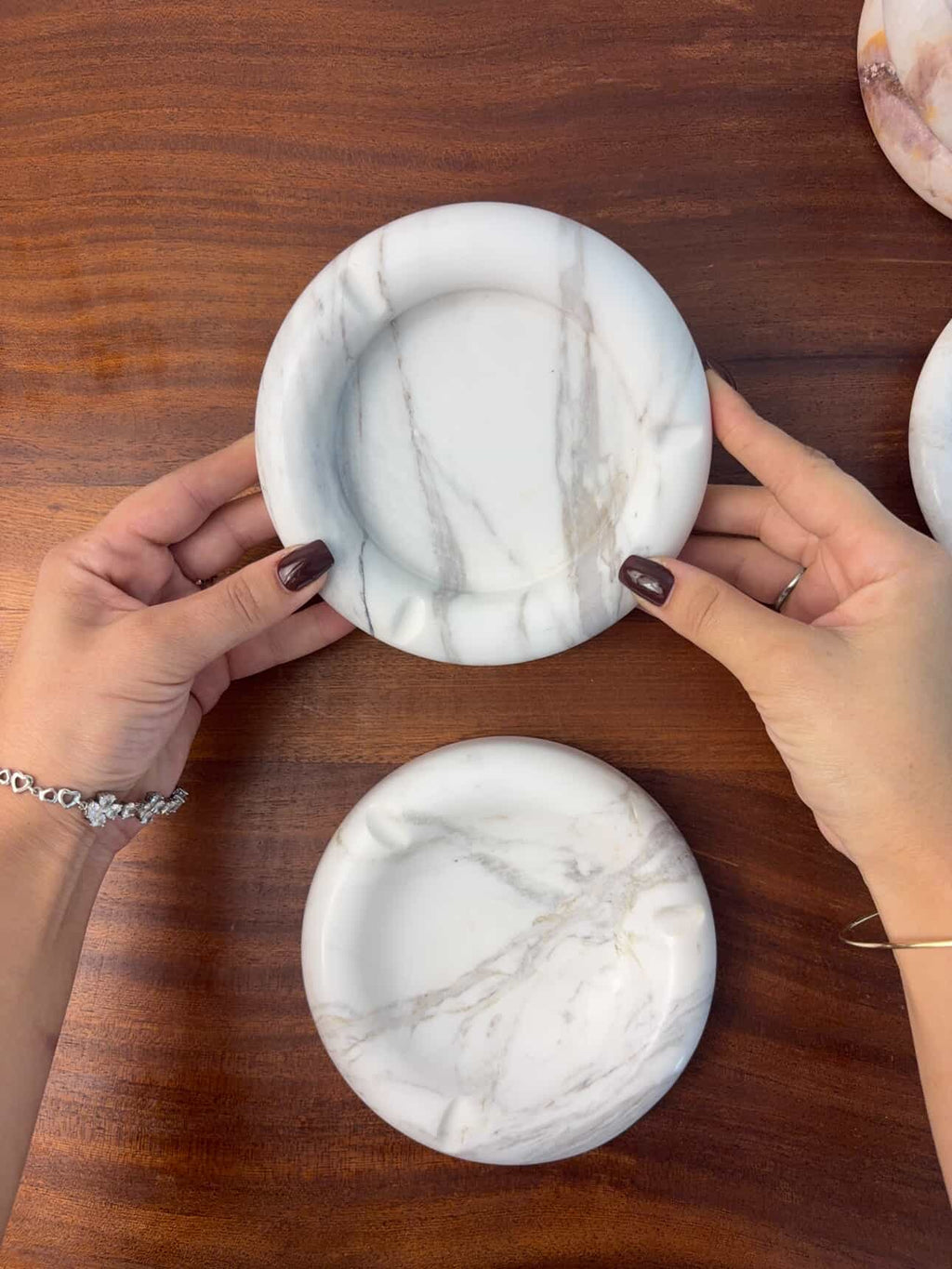 Cendrier en Marbre Blanc De SKIKDA